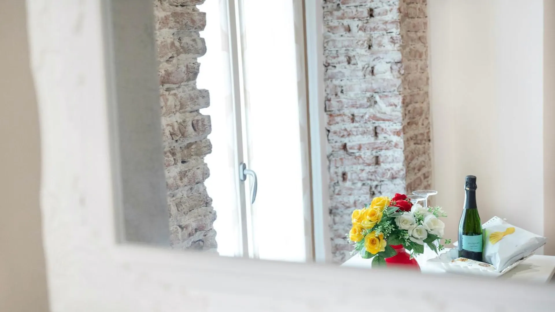 Milano Suite Home Apartment