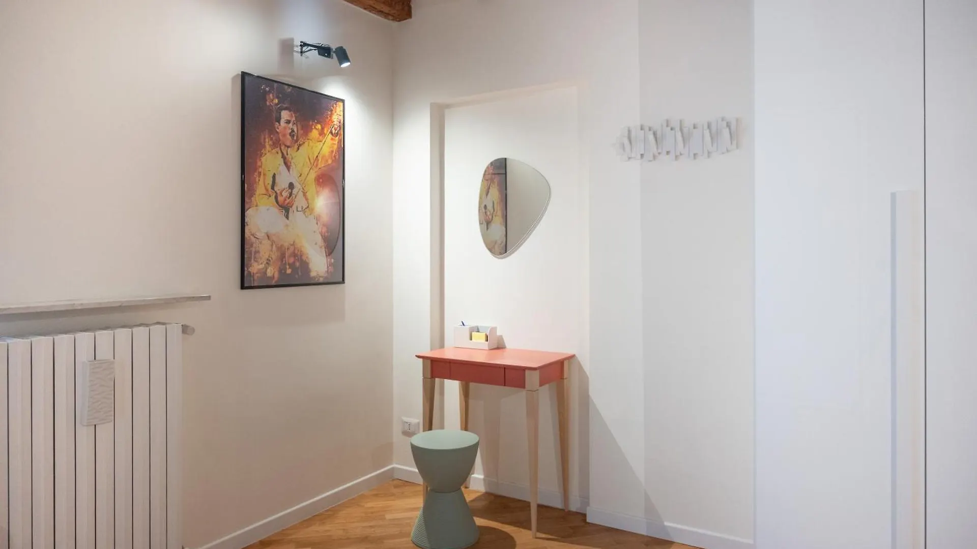 Milano Suite Home 0*, Mailand